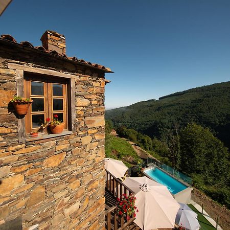 Talasnal Casas Da Urze Ter Lousa  Exterior photo